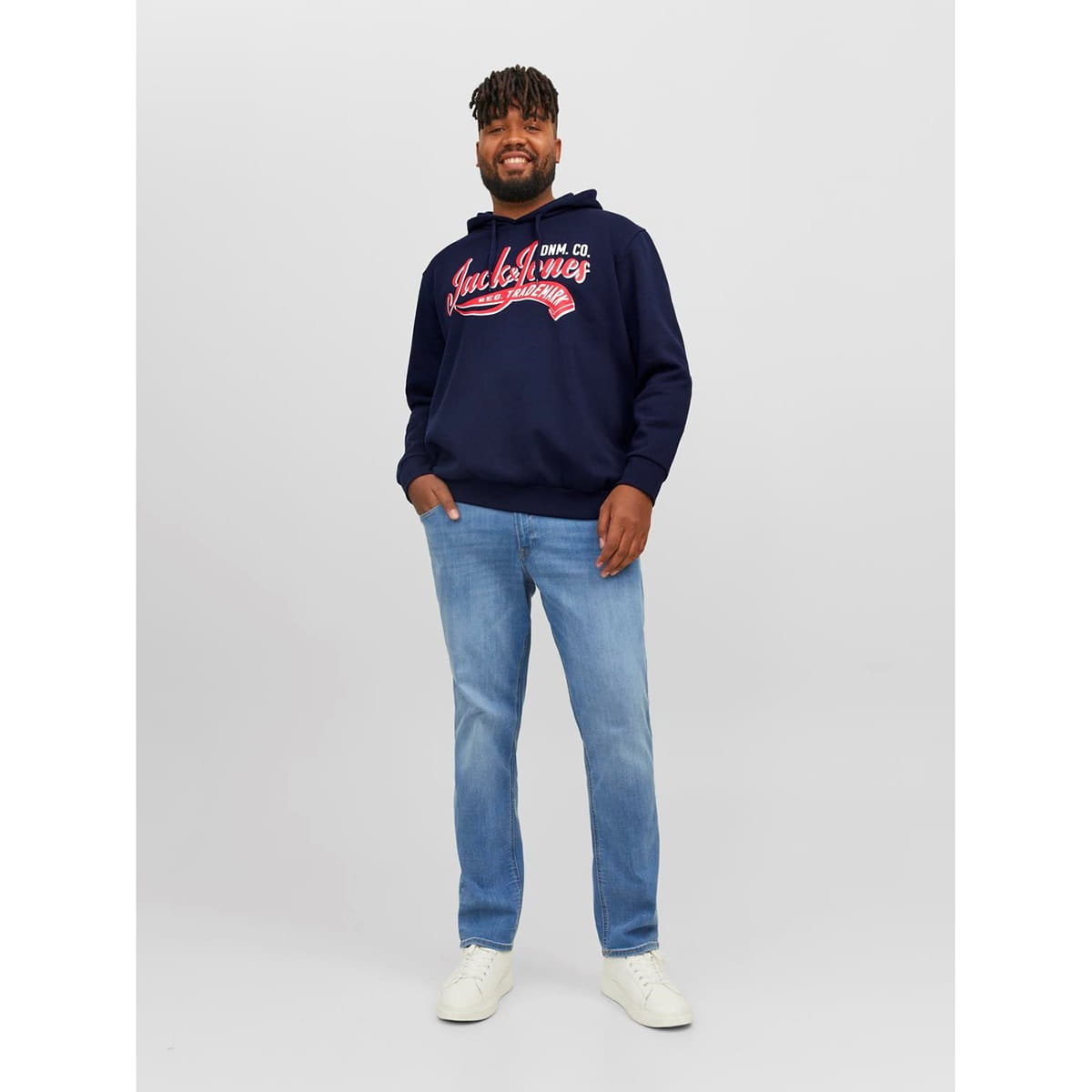 Pánská velká mikina s kapucí Jack &amp; Jones 12236803 tmavě modro-červená s nápisy