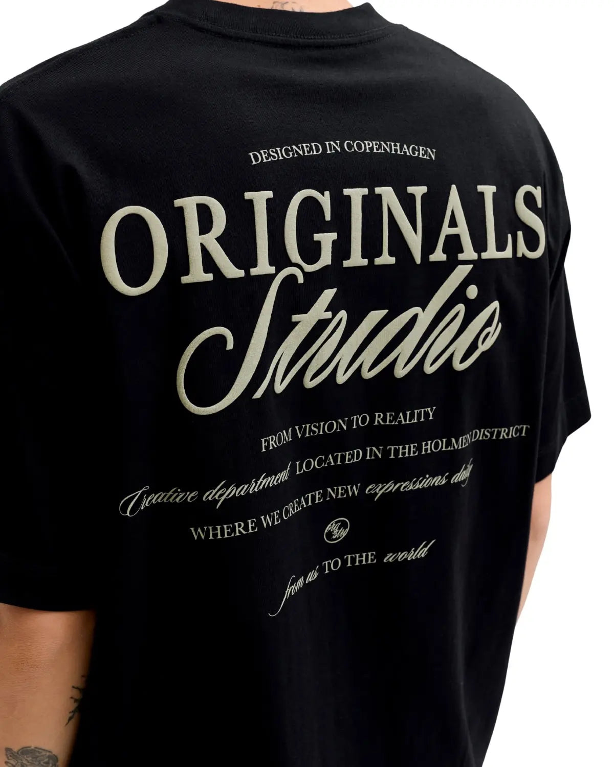 Duża męska koszulka krótki rękaw t-shirt z nadrukiem na plecach Jack &amp; Jones 12288197 czarny